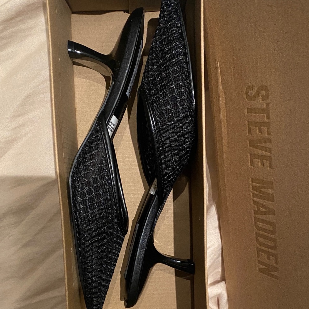 Steve Madden Black Mariano Mesh Mules